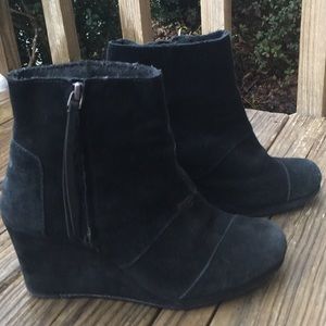 Toms Wedge Booties